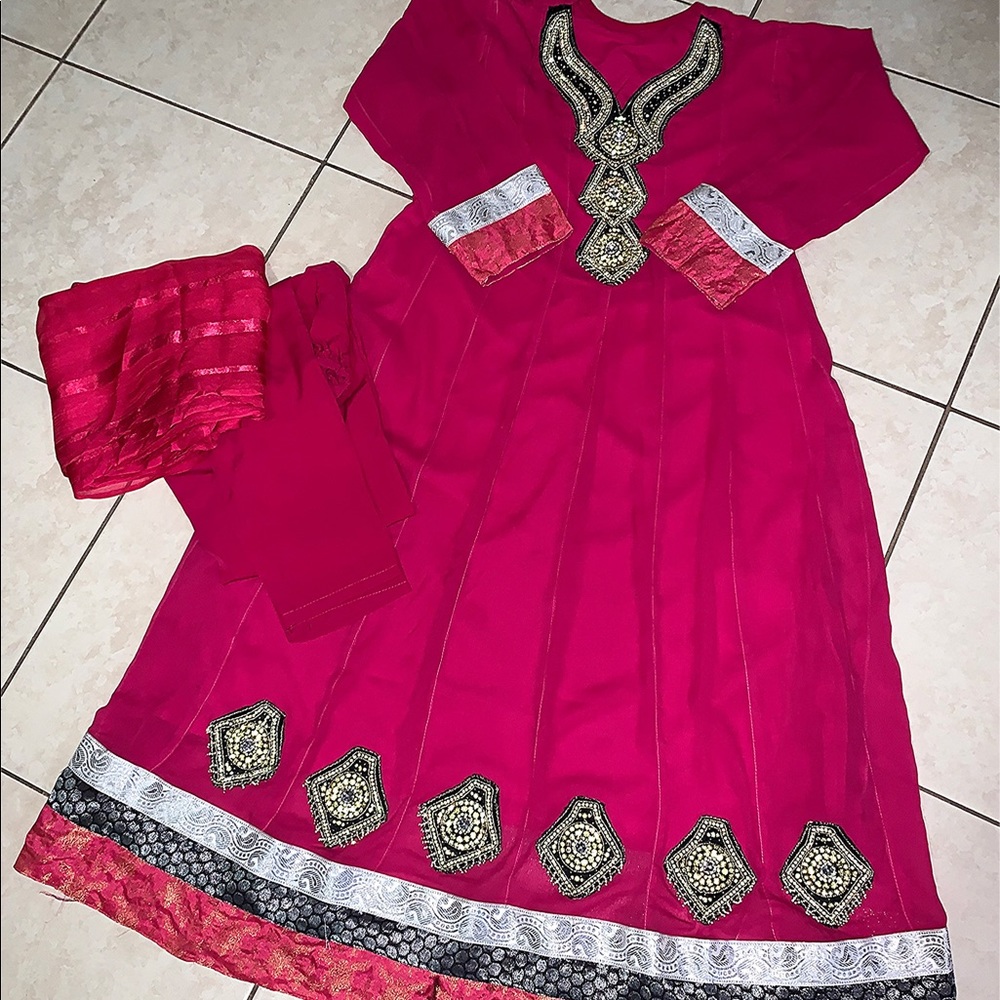 Shalwar Kameez | Desi Clothing | Pakistani/Indian